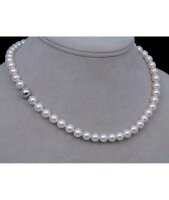 Luna-Pearls Akoya Perlenkette mit Brillantverschluss 0,05ct