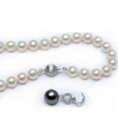 Luna-Pearls - HKS128-AN0010 - Collier - 585 Weißgold - Akoyaperlen: 7-7,5mm - Tahitiperle: 10mm - 12 Diamanten 0.12ct - 45cm